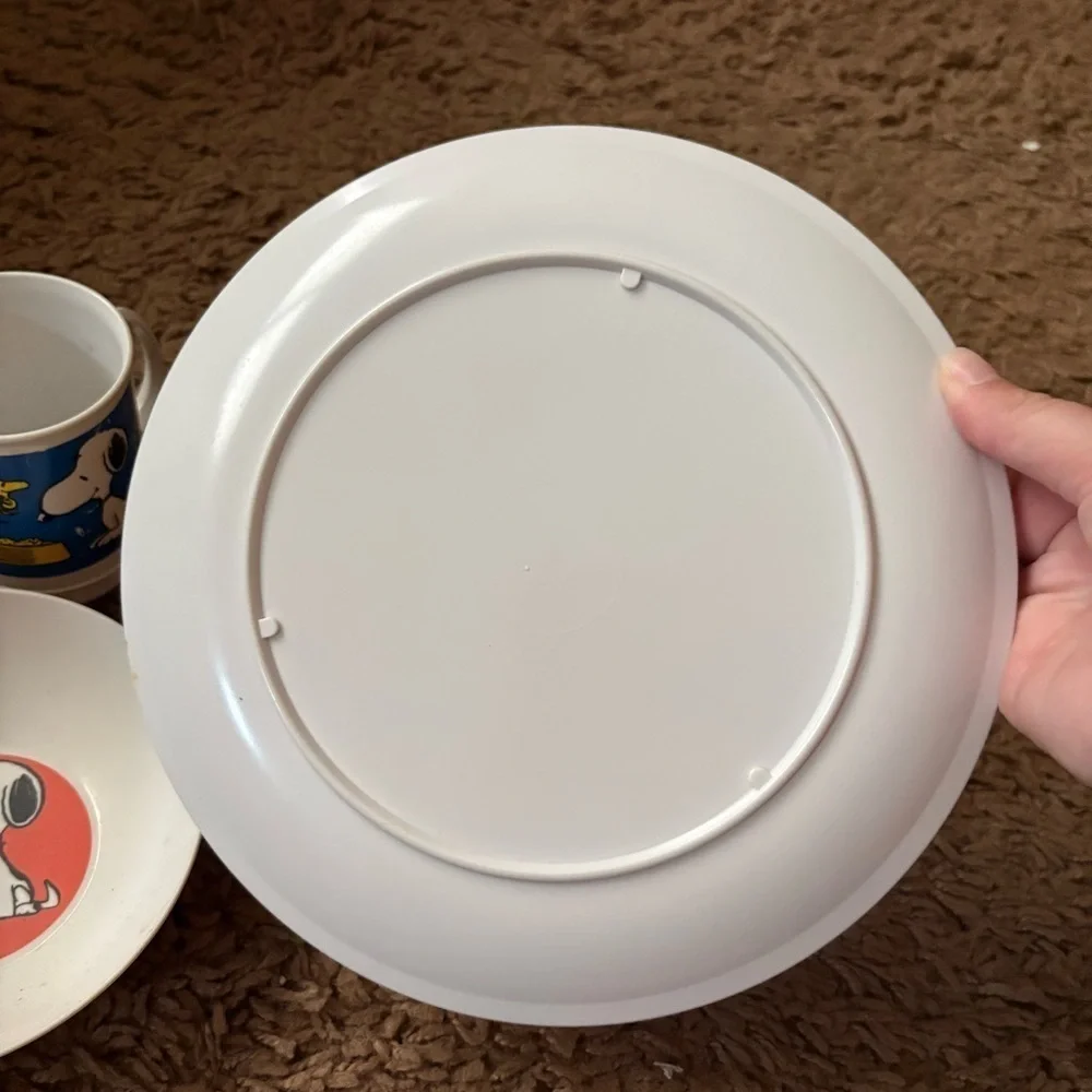 Vintage Snoopy Plate Set Peanuts Melamine Triangle Dinnerware Woodstock Cartoon